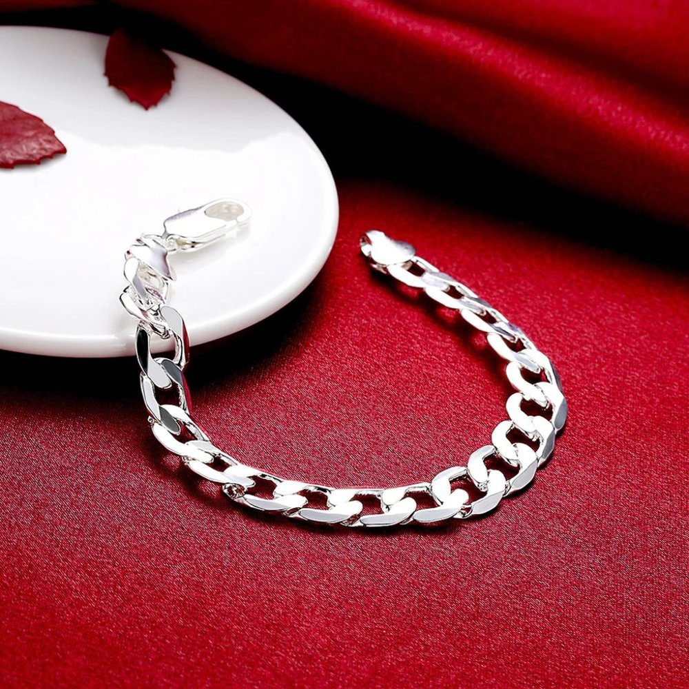 Stunning Miami Cuban Bracelet 8 Inches Long 10mm Wide - Picture 2 of 5